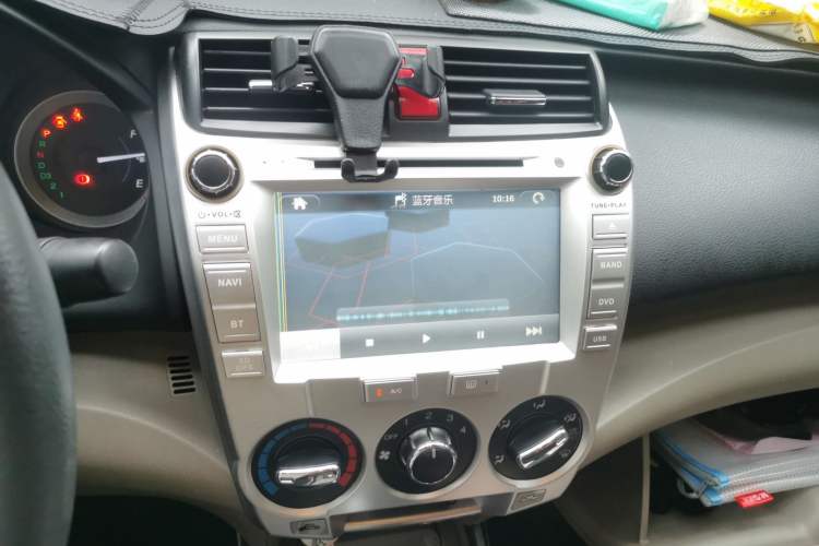 Used Honda City Classic 2012 1.5L Automatic Elite Edition Audio And AC Panel