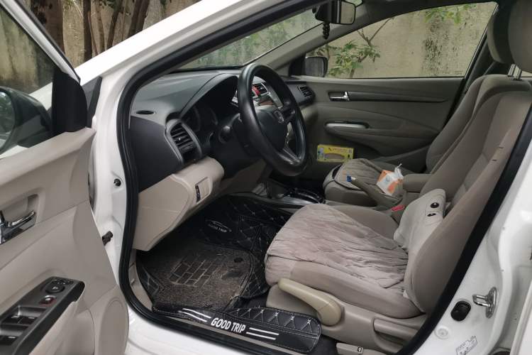 Used Honda City Classic 2012 1.5L Automatic Elite Edition Driver Seat