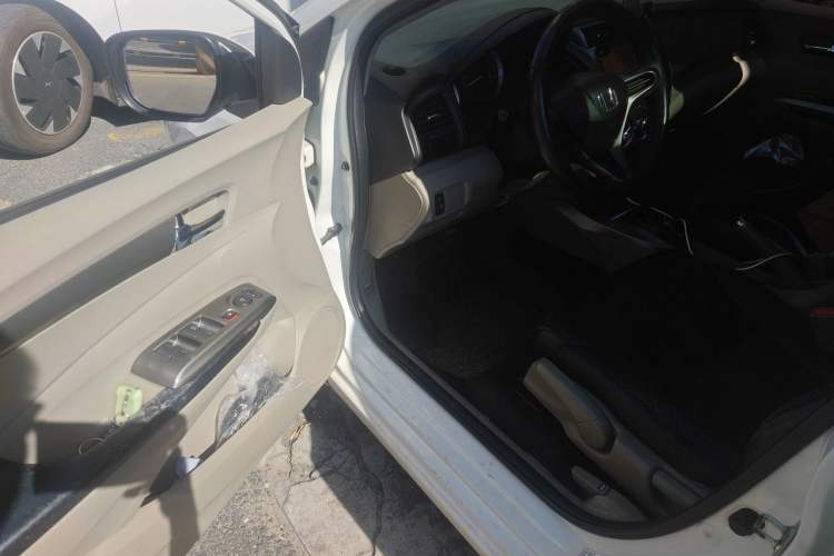 Used Honda City Classic 2012 1.5L Automatic Elite Edition Driver Seat