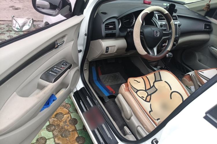 Used Honda City Classic 2012 1.5L Automatic Elite Edition Driver Seat