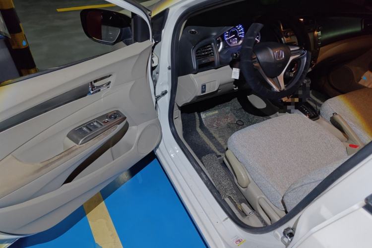 Used Honda City Classic 2012 1.5L Automatic Elite Edition Driver Seat