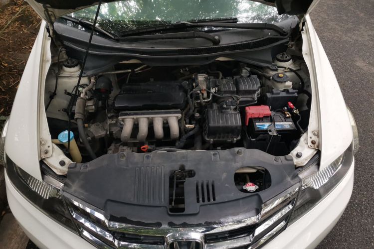 Used Honda City Classic 2012 1.5L Automatic Elite Edition Engine Bay