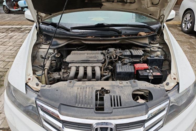 Used Honda City Classic 2012 1.5L Automatic Elite Edition Engine Bay