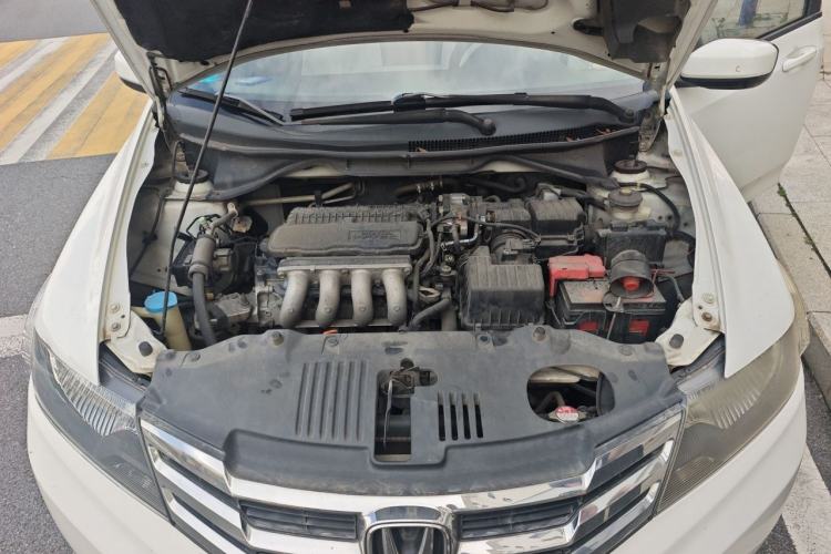 Used Honda City Classic 2012 1.5L Automatic Elite Edition Engine Bay