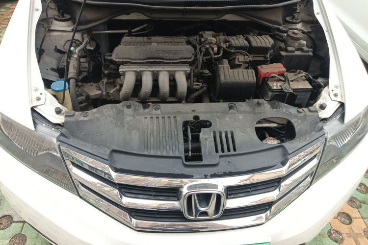 Used Honda City Classic 2012 1.5L Automatic Elite Edition Engine Bay