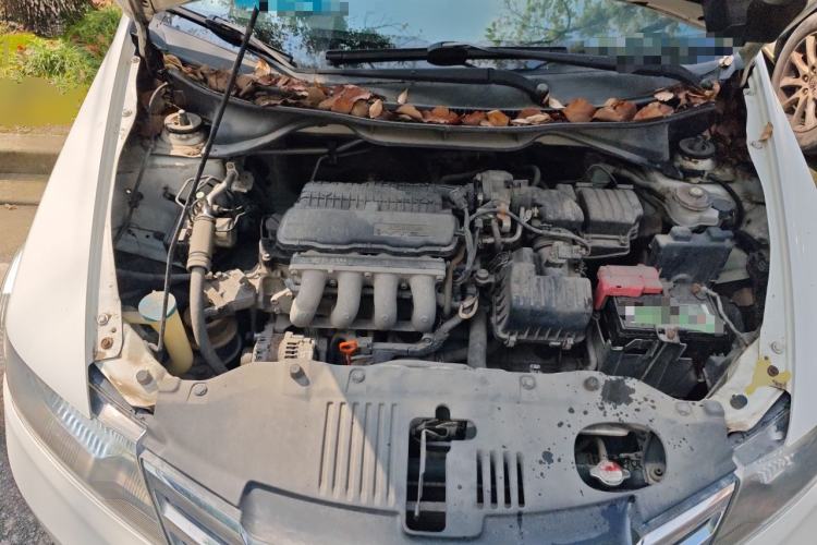 Used Honda City Classic 2012 1.5L manual Elite Edition Engine Bay