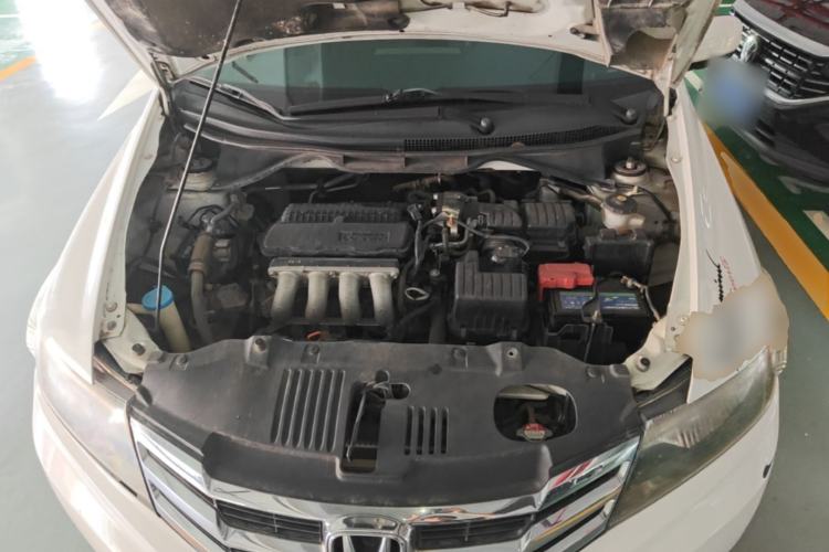 Used Honda City Classic 2012 1.5L Automatic Elite Edition Engine Bay