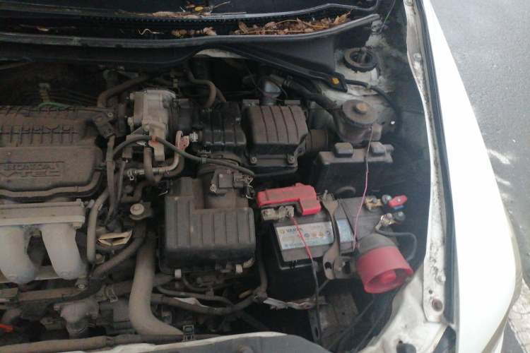 Used Honda City Classic 2012 1.5L Automatic Elite Edition Engine Bay Left