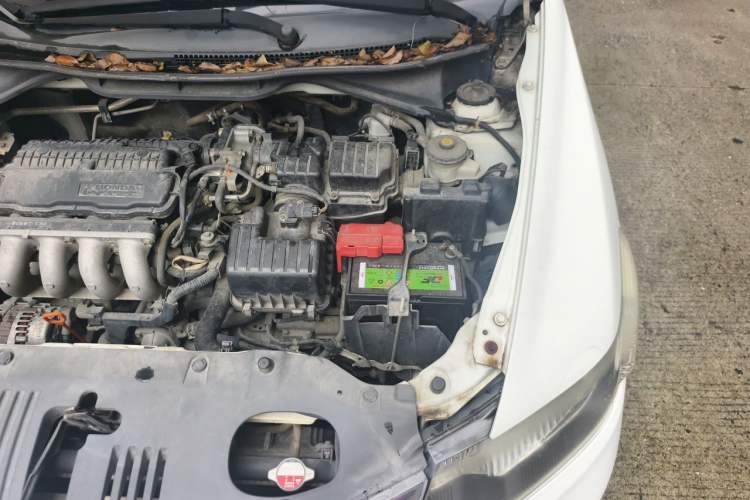 Used Honda City Classic 2012 1.5L Automatic Elite Edition Engine Bay Left