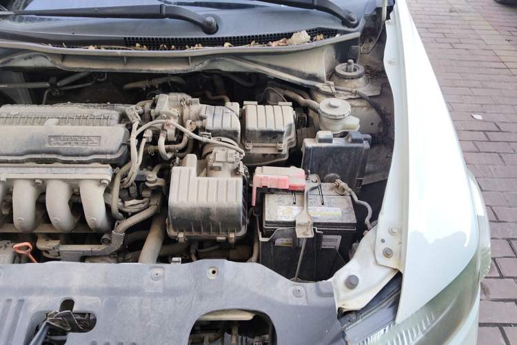 Used Honda City Classic 2012 1.5L Automatic Elite Edition Engine Bay Left
