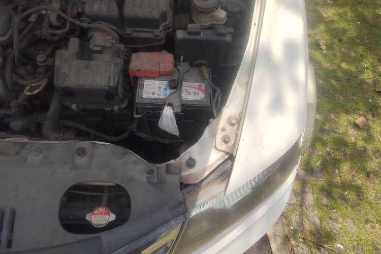 Used Honda City Classic 2012 1.5L manual Elite Edition Engine Bay Left