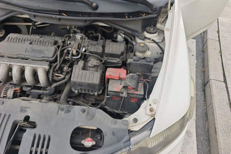 Used Honda City Classic 2012 1.5L Automatic Elite Edition Engine Bay Left