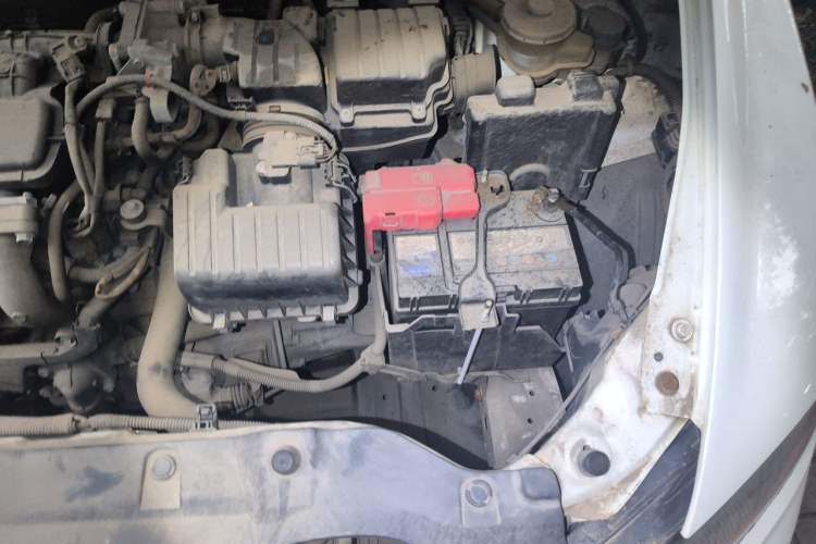 Used Honda City Classic 2012 1.5L manual Elite Edition Engine Bay Left