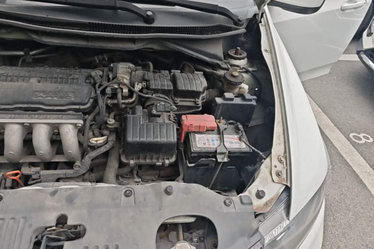 Used Honda City Classic 2012 1.5L Automatic Elite Edition Engine Bay Left