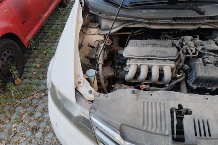 Used Honda City Classic 2012 1.5L Automatic Elite Edition Engine Bay Right