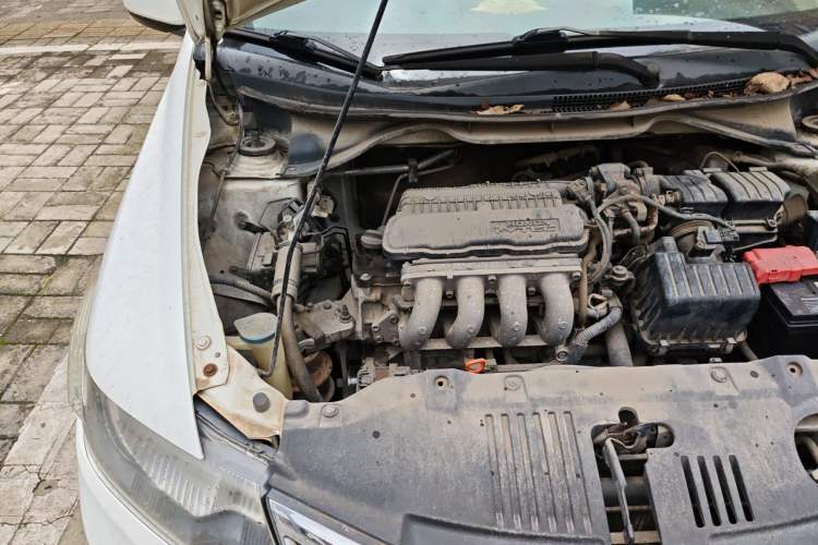 Used Honda City Classic 2012 1.5L Automatic Elite Edition Engine Bay Right