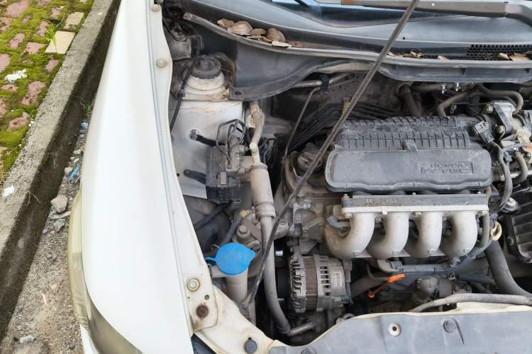 Used Honda City Classic 2012 1.5L manual Elite Edition Engine Bay Right