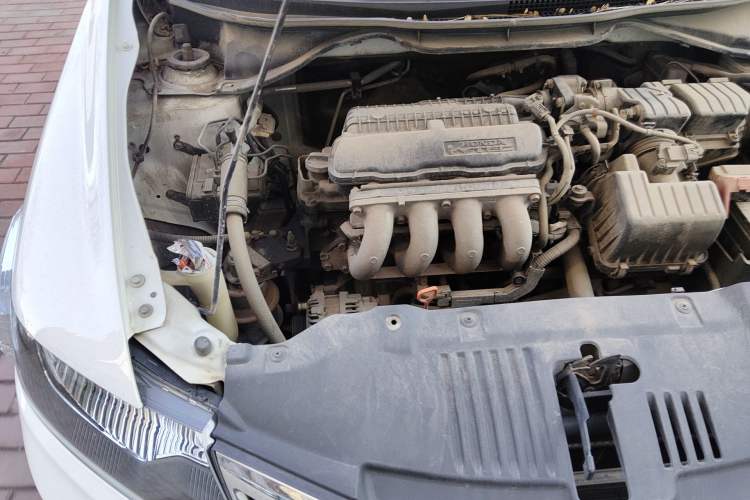 Used Honda City Classic 2012 1.5L Automatic Elite Edition Engine Bay Right