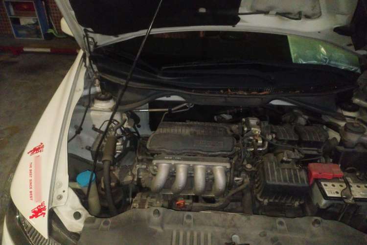Used Honda City Classic 2012 1.5L Automatic Elite Edition Engine Bay Right