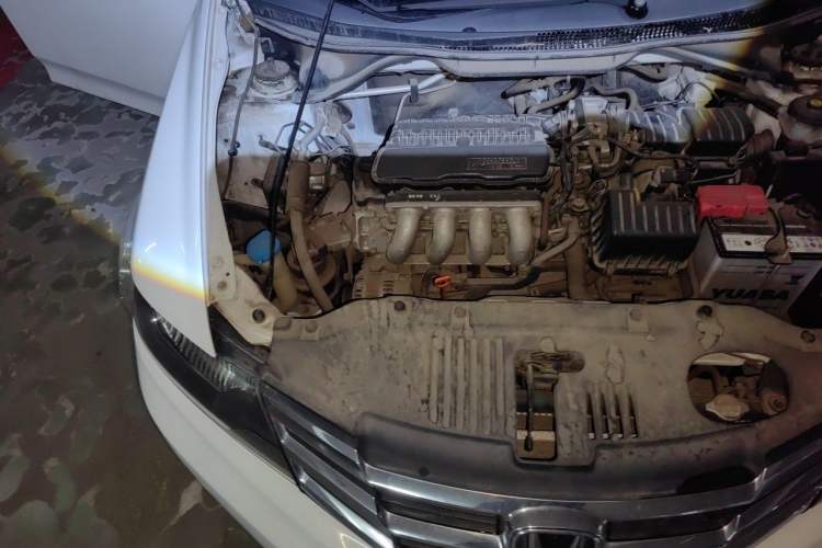 Used Honda City Classic 2012 1.5L Automatic Elite Edition Engine Bay Right