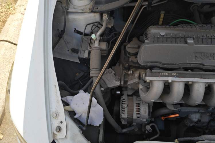 Used Honda City Classic 2012 1.5L Automatic Elite Edition Engine Bay Right