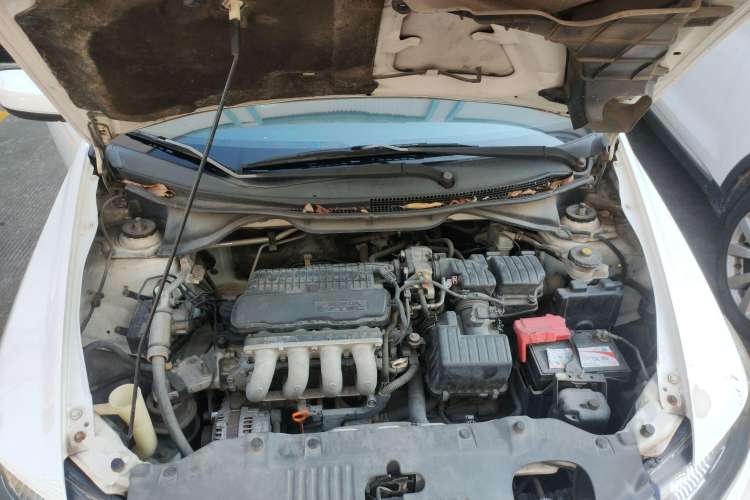 Used Honda City Classic 2012 1.5L Automatic Elite Edition Engine Bay