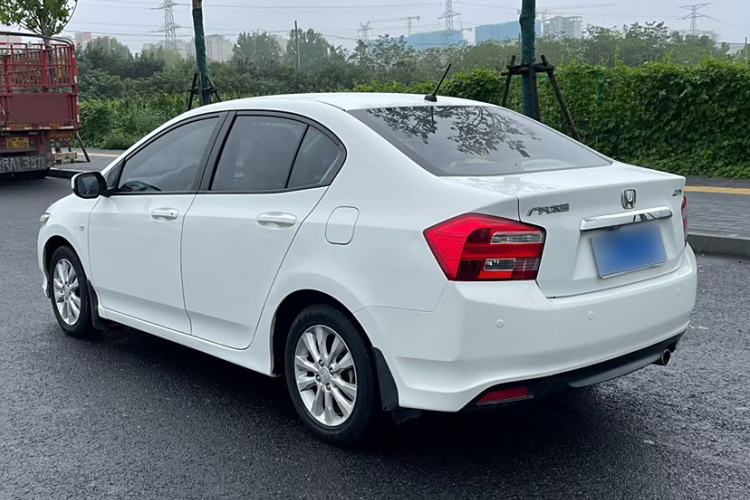 Used Honda City Classic 2012 1.5L Automatic Elite Edition Exterior 3