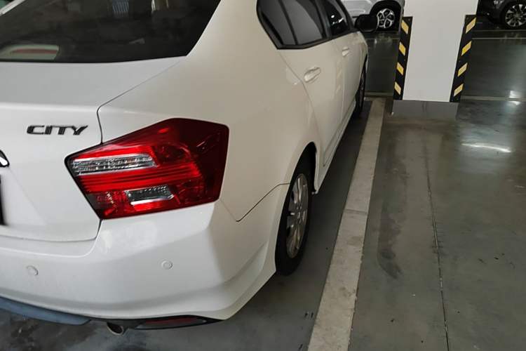 Used Honda City Classic 2012 1.5L Automatic Elite Edition Exterior 3