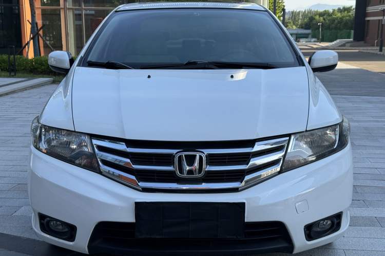 Used Honda City Classic 2012 1.5L Automatic Elite Edition Exterior 3
