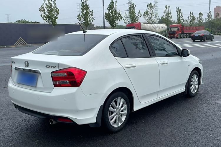 Used Honda City Classic 2012 1.5L Automatic Elite Edition Exterior 5