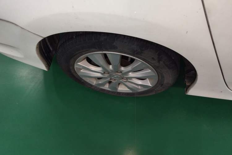 Used Honda City Classic 2012 1.5L manual Elite Edition Exterior 5