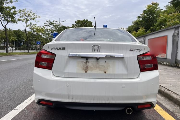 Used Honda City Classic 2012 1.5L Automatic Elite Edition Exterior 5
