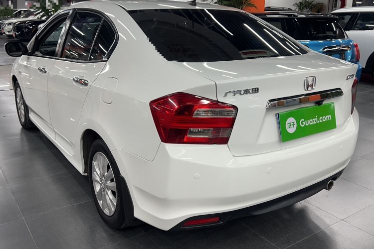 Used Honda City Classic 2012 1.5L manual Elite Edition Exterior 5