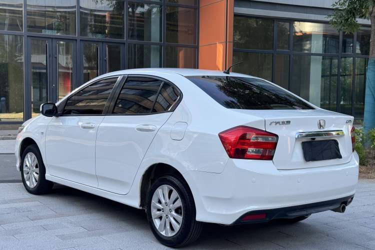 Used Honda City Classic 2012 1.5L Automatic Elite Edition Exterior 7