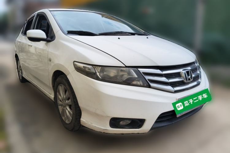 Used Honda City Classic 2012 1.5L manual Elite Edition Front Right 45 Deg