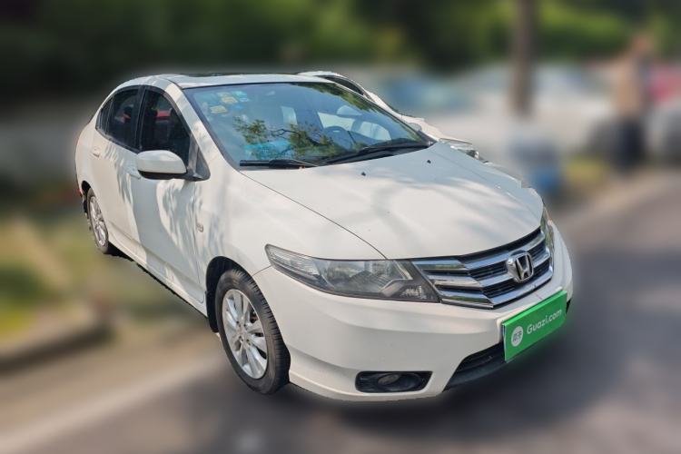 Used Honda City Classic 2012 1.5L manual Elite Edition Front Right 45 Deg