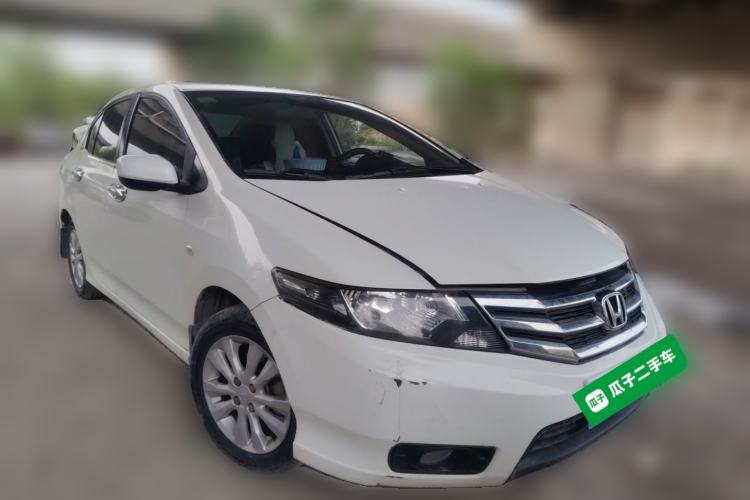 Used Honda City Classic 2012 1.5L manual Elite Edition Front Right 45 Deg