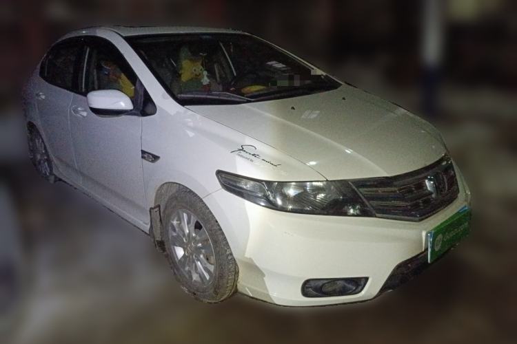 Used Honda City Classic 2012 1.5L manual Elite Edition Front Right 45 Deg