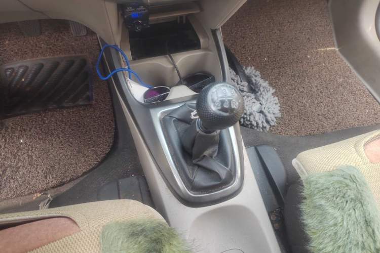 Used Honda City Classic 2012 1.5L manual Elite Edition Gear Lever