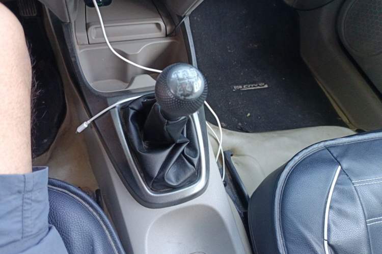 Used Honda City Classic 2012 1.5L manual Elite Edition Gear Lever