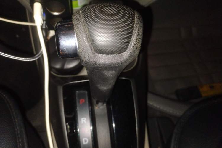 Used Honda City Classic 2012 1.5L Automatic Elite Edition Gear Lever