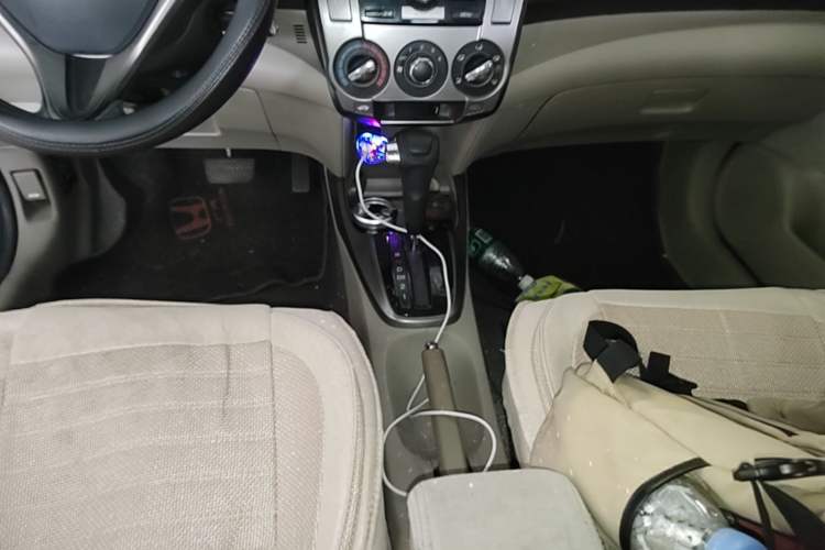 Used Honda City Classic 2012 1.5L Automatic Elite Edition Gear Lever