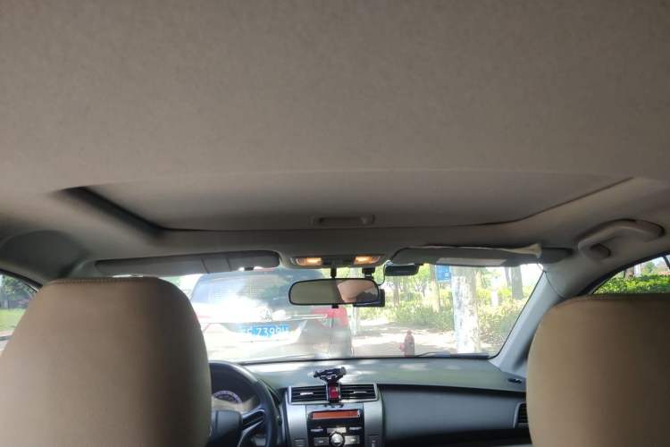Used Honda City Classic 2012 1.5L Automatic Elite Edition Headliner