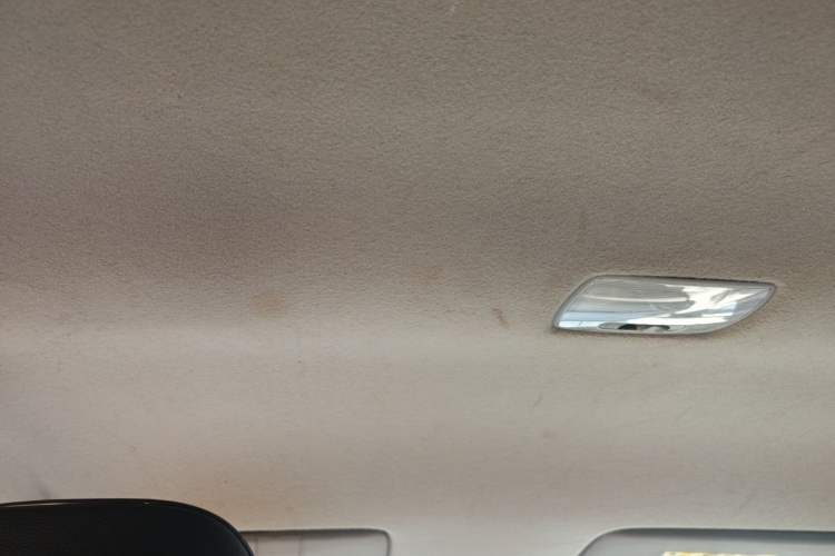 Used Honda City Classic 2012 1.5L manual Comfort version Headliner