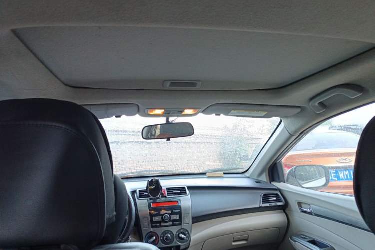 Used Honda City Classic 2012 1.5L manual Elite Edition Headliner