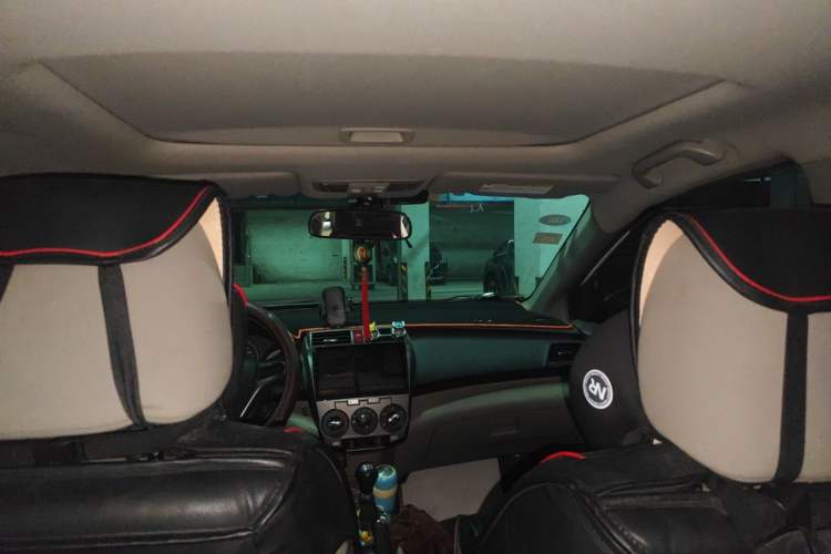 Used Honda City Classic 2012 1.5L manual Elite Edition Headliner
