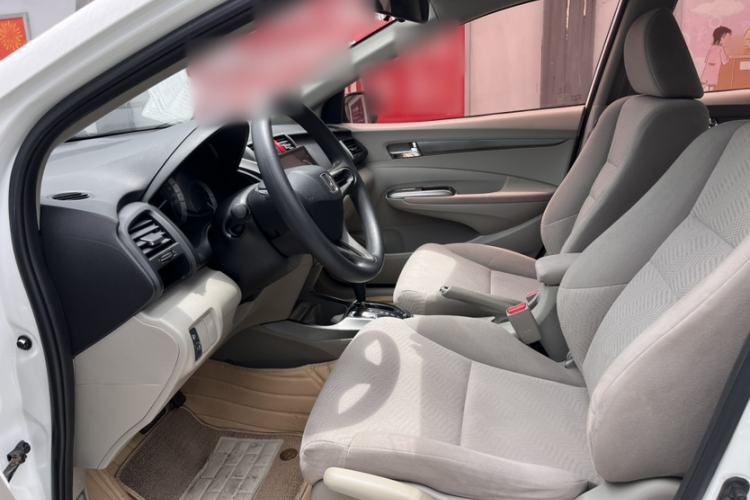 Used Honda City Classic 2012 1.5L Automatic Elite Edition Interior 3
