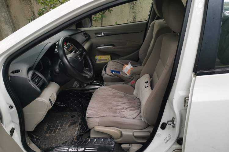 Used Honda City Classic 2012 1.5L Automatic Elite Edition Left Front Seat