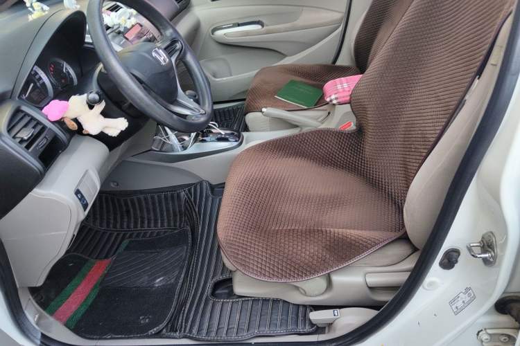 Used Honda City Classic 2012 1.5L Automatic Elite Edition Left Front Seat