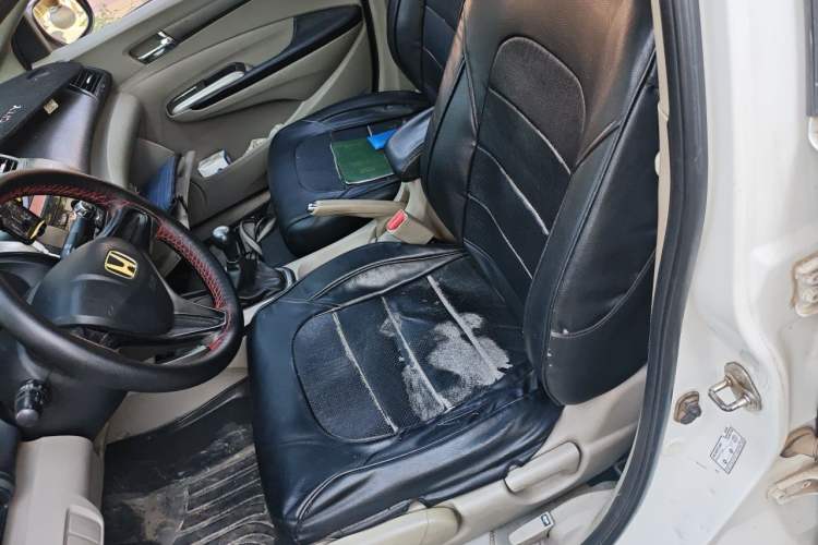 Used Honda City Classic 2012 1.5L manual Comfort version Left Front Seat